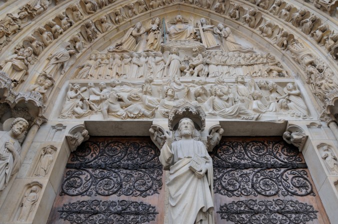 notre dame detail ext