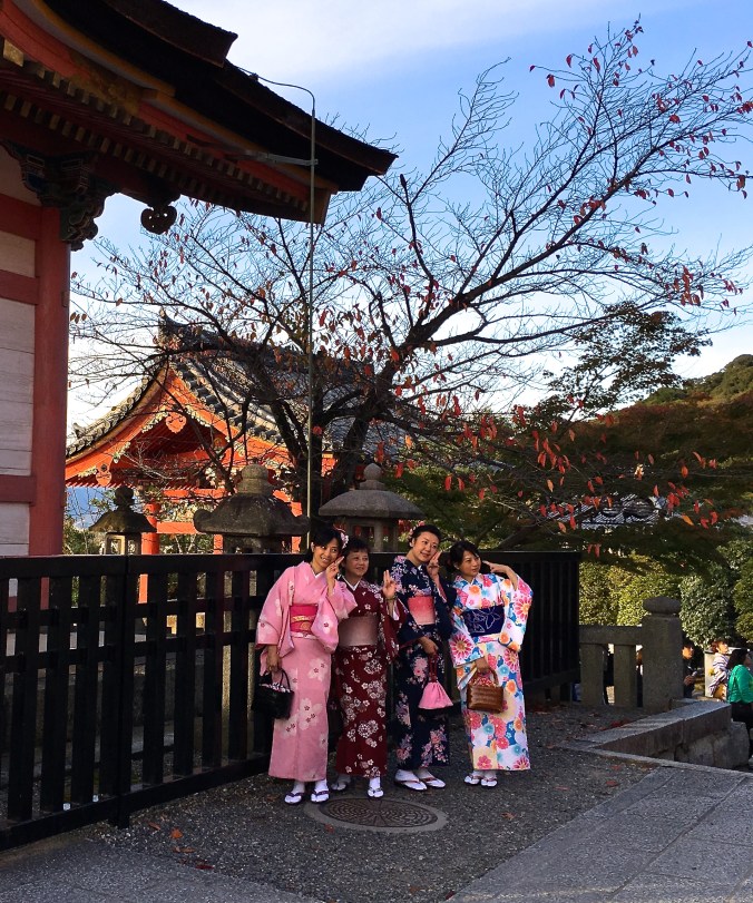 kimono at kiyomizu