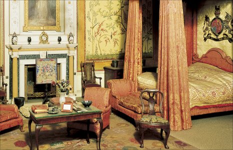 Queen Mary's Doll House